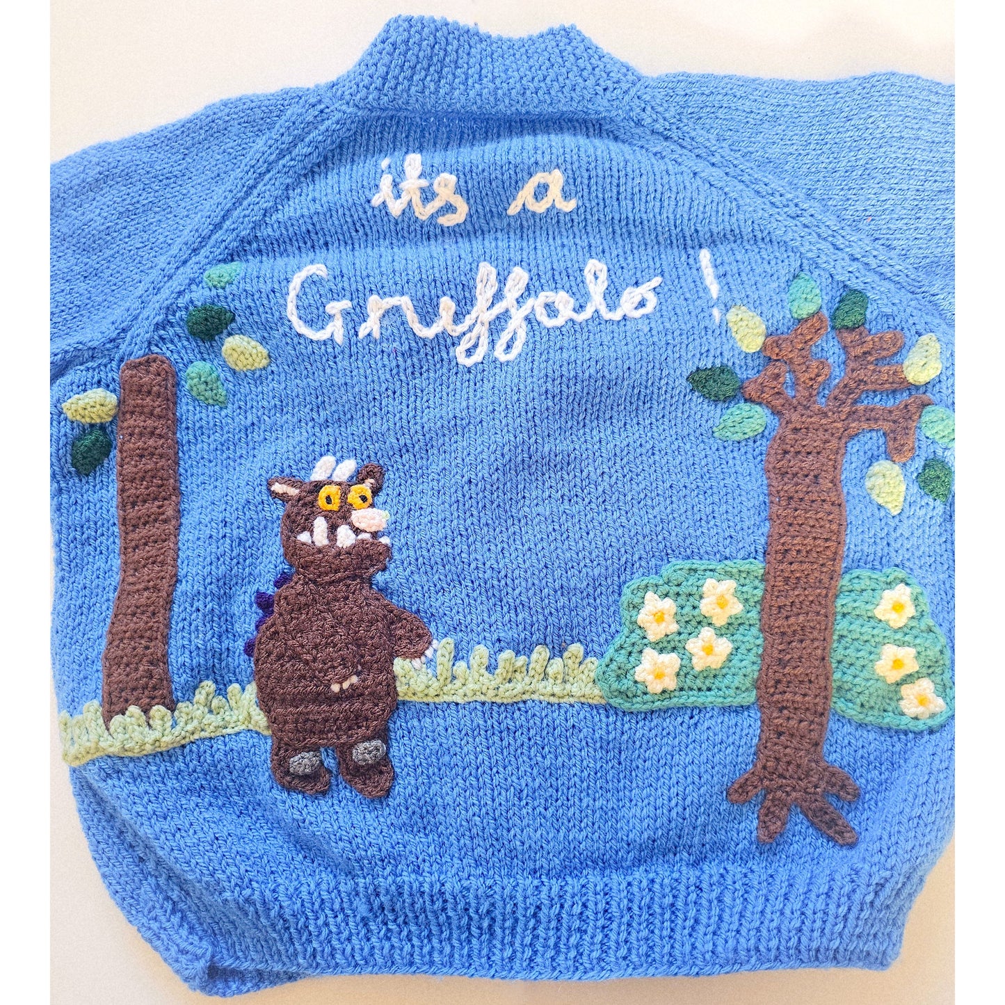 Oh help, oh no… it’s a Gruffalo!”
Hand-knitted Cardigan (Age 3–4 years)